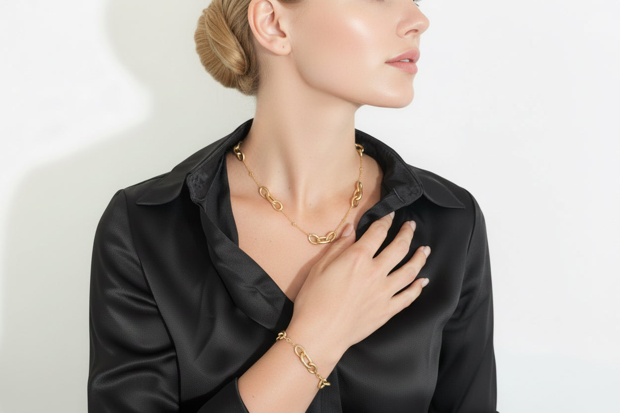 14K Gold Brushed Oval Link Bracelet with Bezel Set Stone Accents - Antonio Guzzo Fine Jewelry