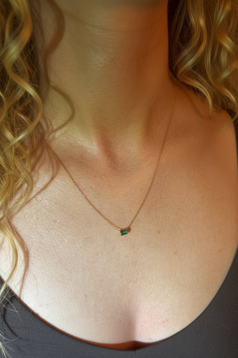 18K Gold Natural Emerald Necklace, Antonio Guzzo Fine Jewelry - Antonio Guzzo Fine Jewelry