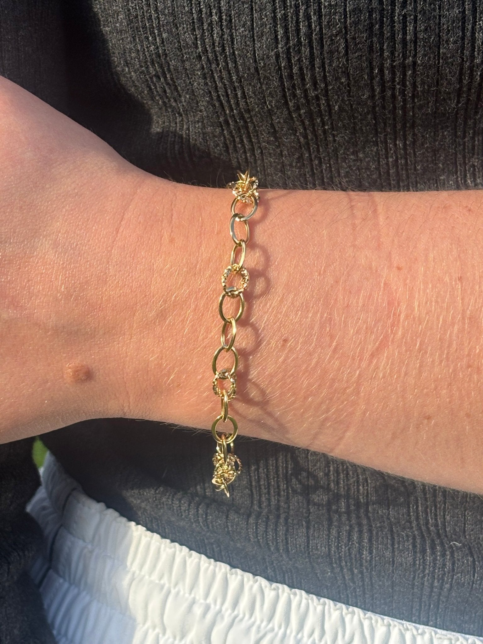 Fine 18k Gold Infiniti Link Bracelet Bold Elegant Jewelry Piece Only By Antonio Guzzo - Antonio Guzzo Fine Jewelry