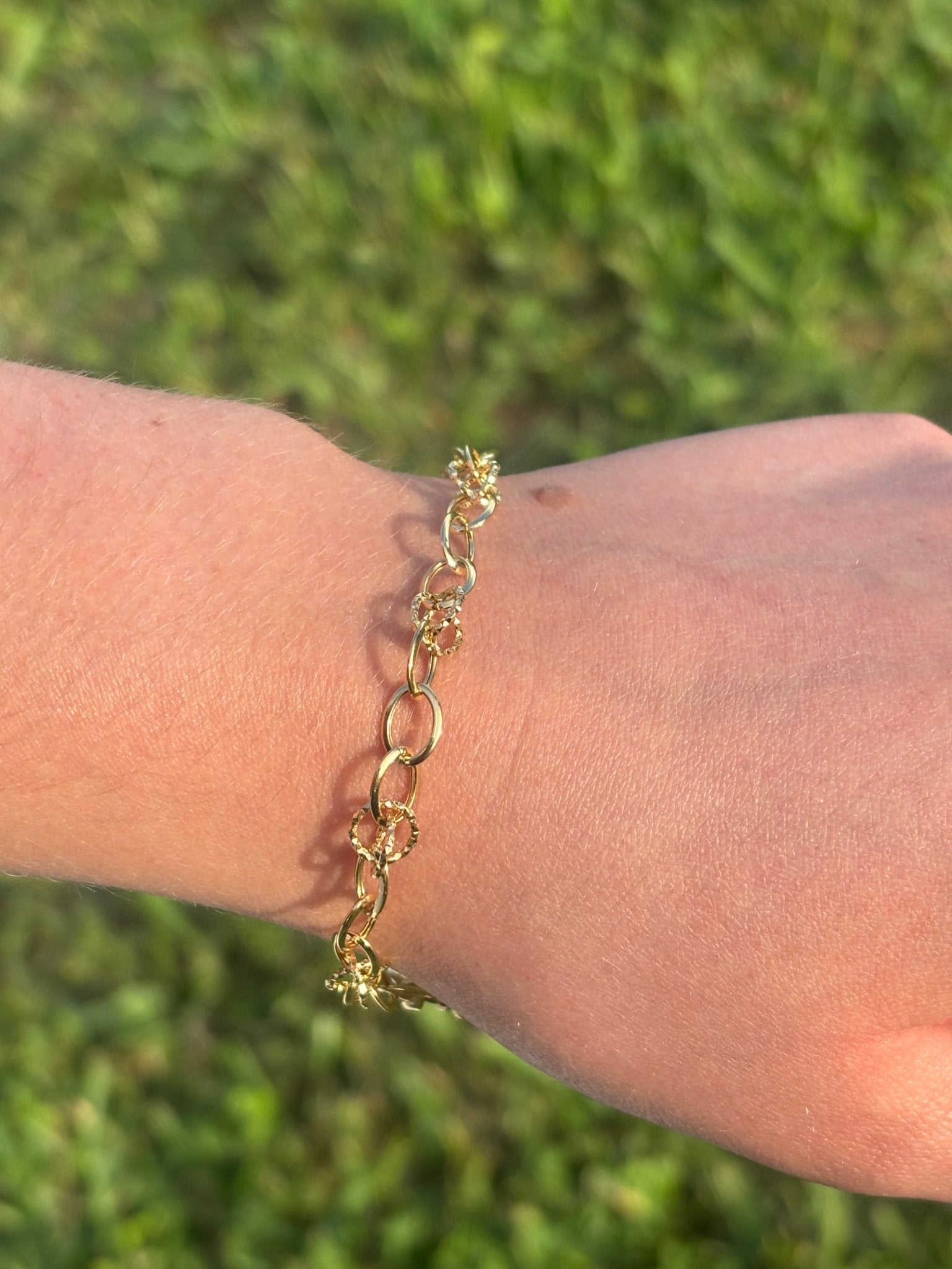 Fine 18k Gold Infiniti Link Bracelet Bold Elegant Jewelry Piece Only By Antonio Guzzo - Antonio Guzzo Fine Jewelry