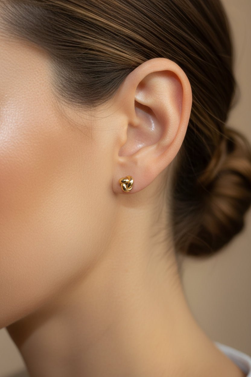 Knot Stud Earrings in 14K Solid Gold - Antonio Guzzo Fine Jewelry